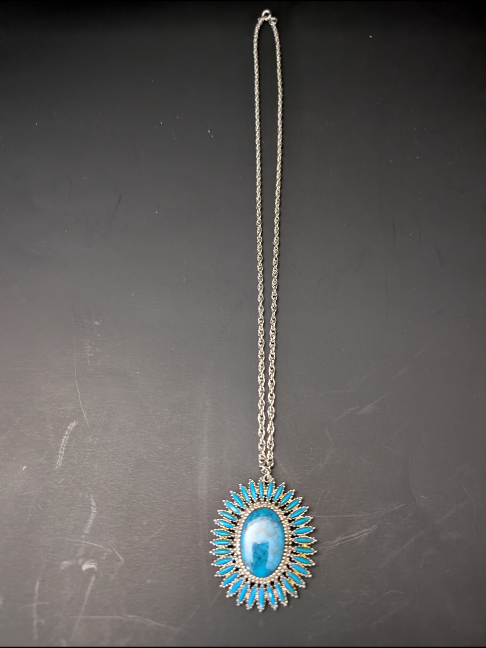 Vintage Southwestern costume faux turquoise stone necklace 5-2026